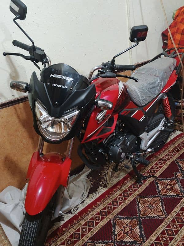 Honda CB 150 8