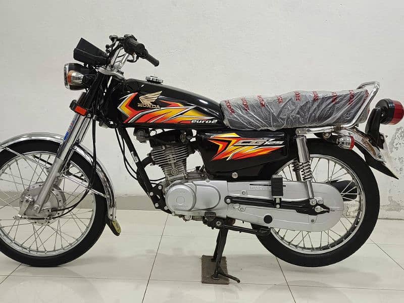 Honda CG 125 2021 Model 5