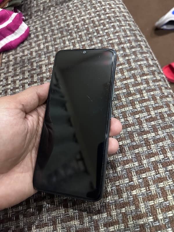 vivo Y17s 6/128 7