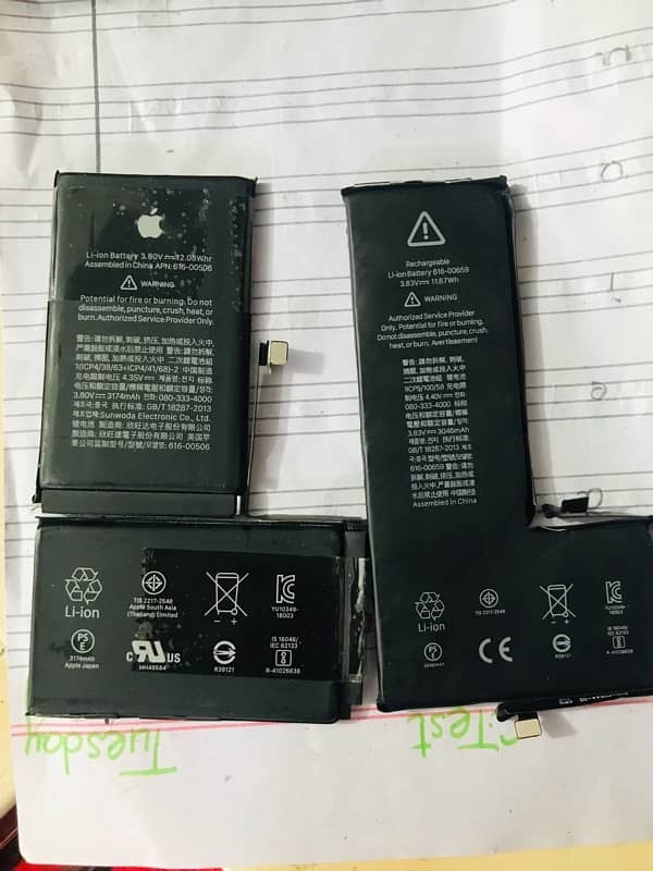 xsmax origanal battery and 11 pro battery for sale 0