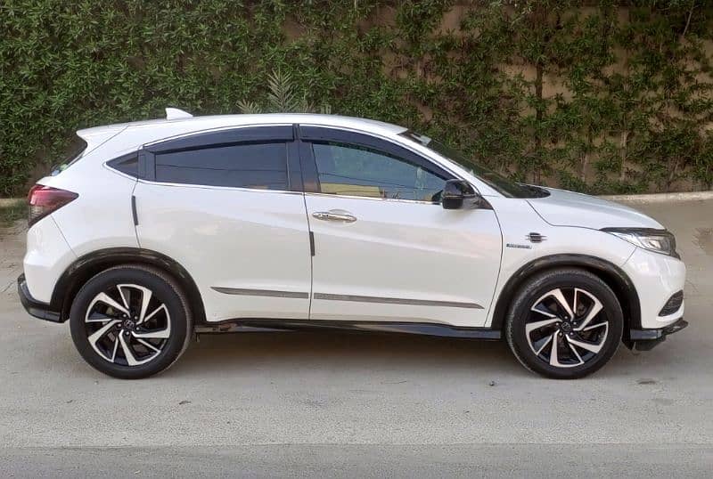 Honda Vezel RS 2019 Excellent condition 2