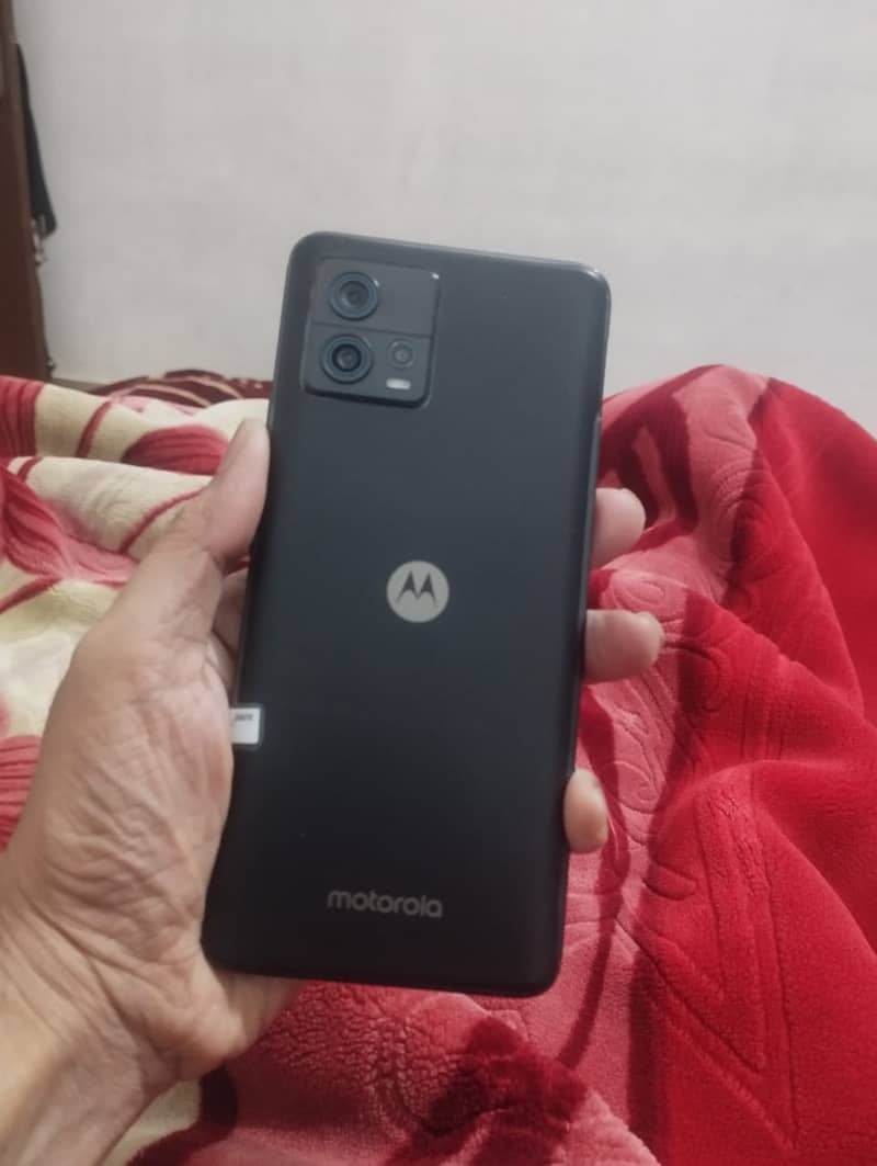 Moto g72 I'm saling resion required money 10/9.5 condition all ok 1