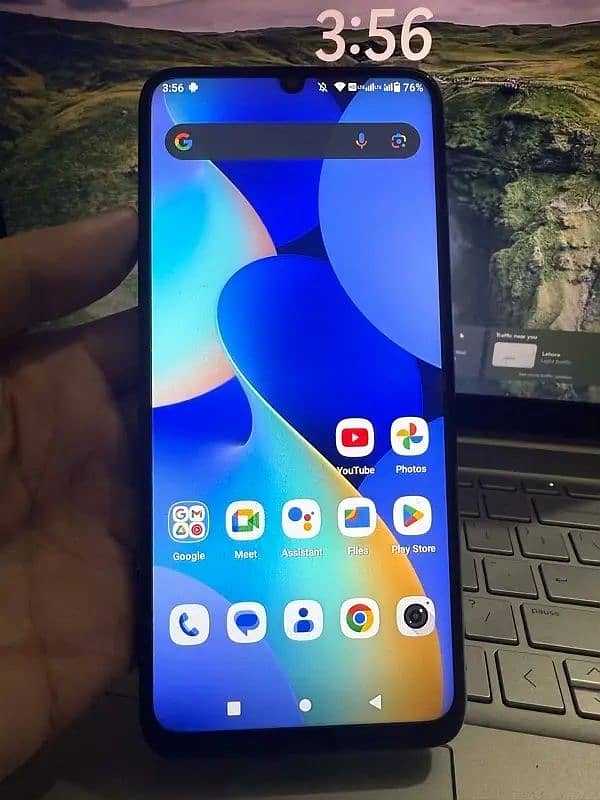 Q mobile ultra 12GB,128GB 18w fast charging 03122505937 2