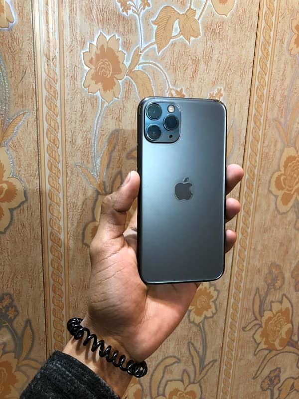 iphone 11 pro (64gb) PTA Approved 0