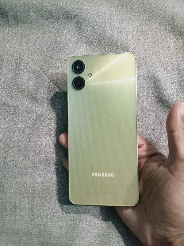 Samsung Galaxy A06 4