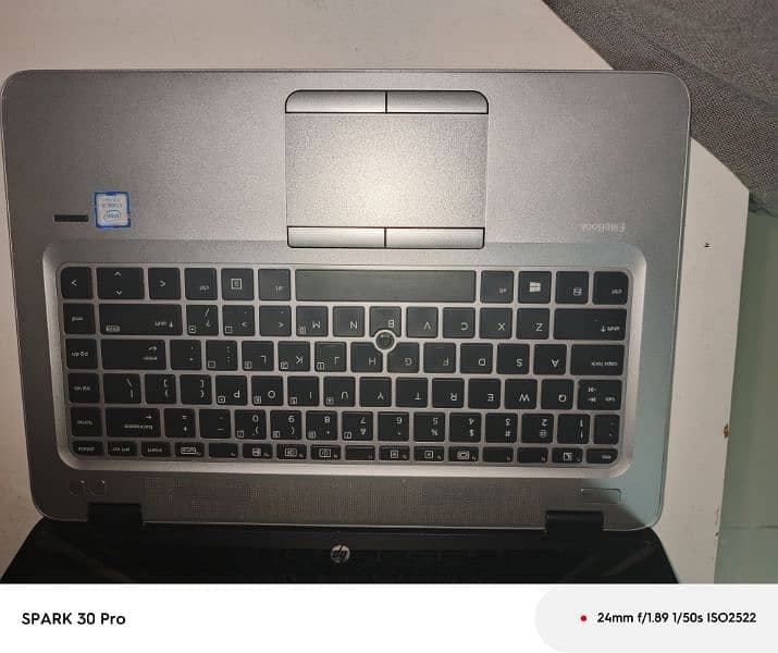 hdd 256 ram 8 core pro i5 gen 7th size 14 848 CPU and touch work 6