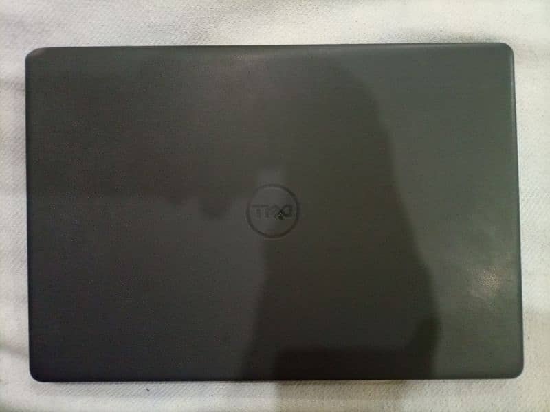 Dell Vostro i5 11 Gen 8/256 4