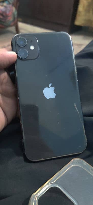 apple iphone 11 black 1