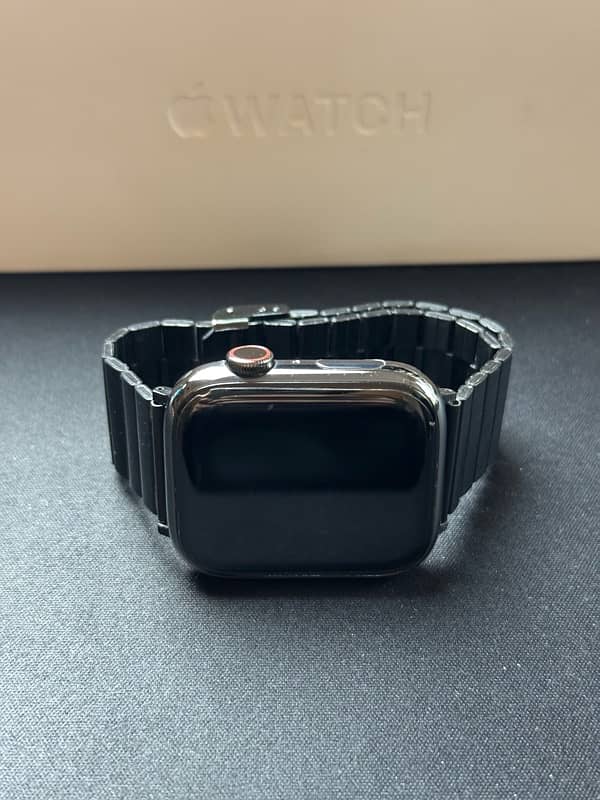 Apple Watch series 7 Stainless Steel 45mm 9