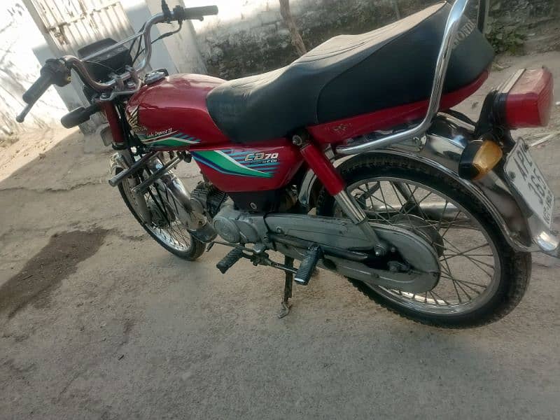 Honda cd70cc 2017 VIP Islamabad number 3