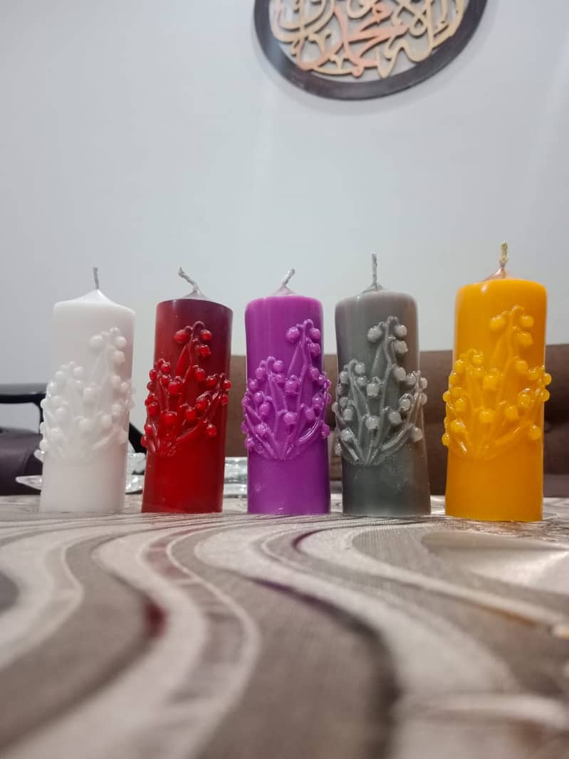 Scented Bubble Candles. 17