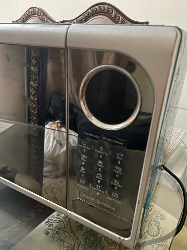 Homage microwave oven 1