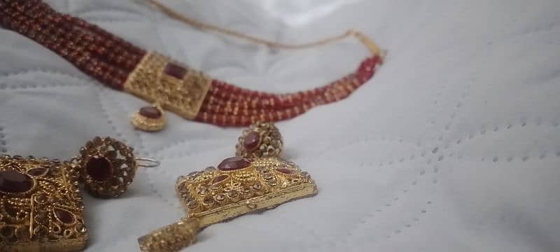 gold plated necklace and jhumky 4