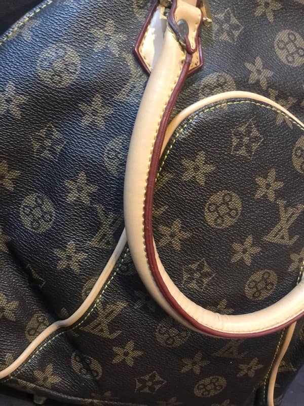 LV / Gucci / Zara in good condition as new 6