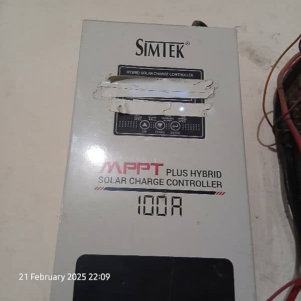 SIMTAK MPPT CHARGE CONTROLLER 100 A 0