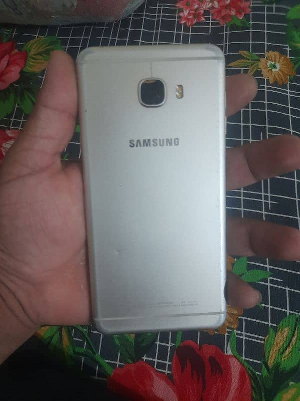 Samaung Galaxy C7 4/32 GB Exchange possible 3