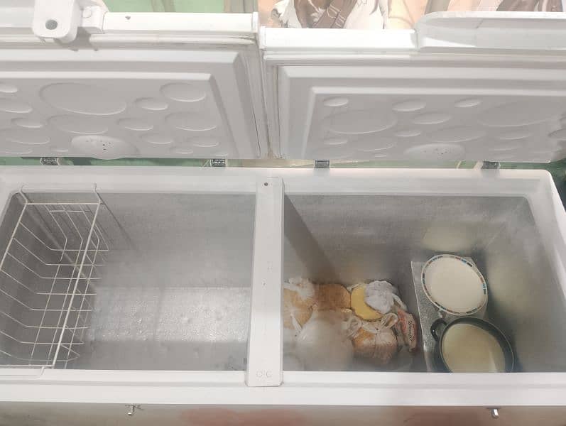 Deep freezer contact number is 03109911028 1