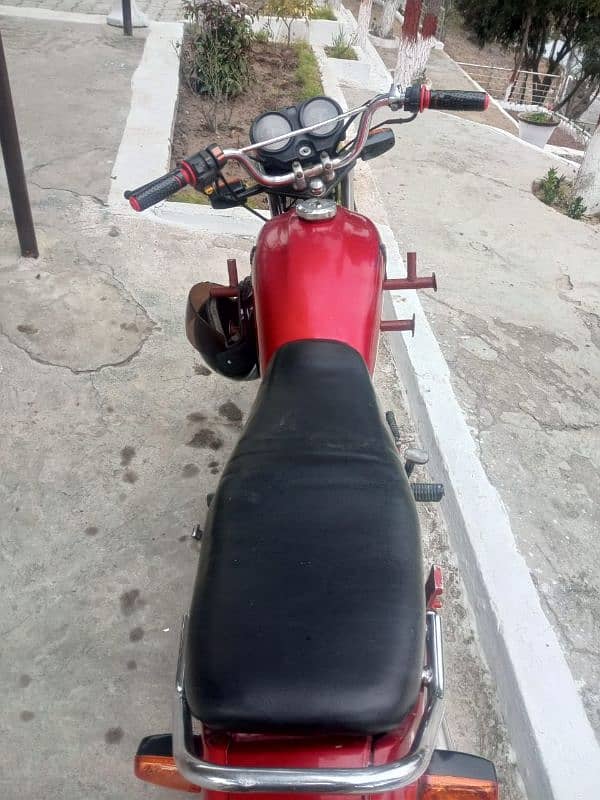 Honda Motor Cycle CD100 In Good Condition 1