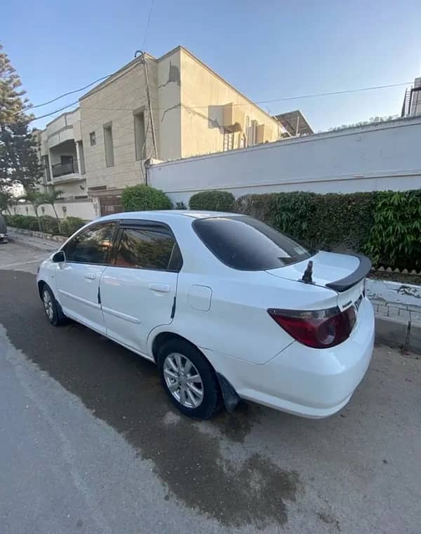 Honda City  2006 manual 5