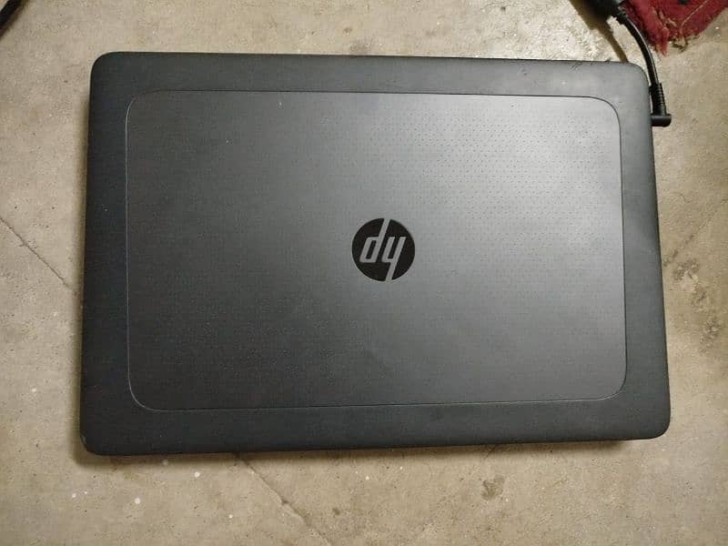 HP ZBook 15 G3 - HP Laptop for Freelancing 5