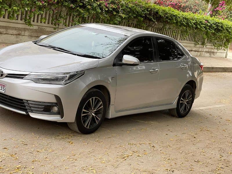 Toyota Corolla Altis Grande 2020 1