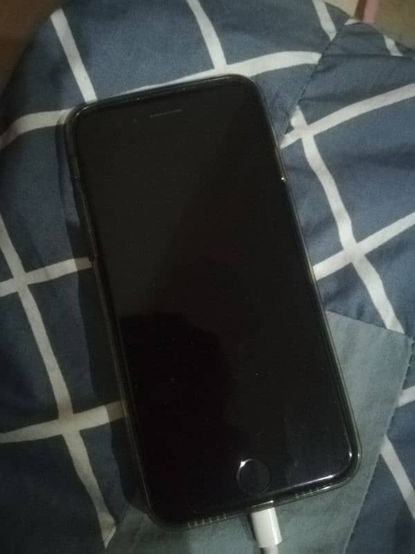 iphone 7 urgent sale 1