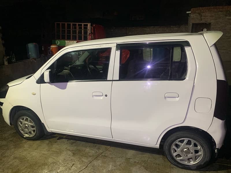 Suzuki Wagon R 2019 9