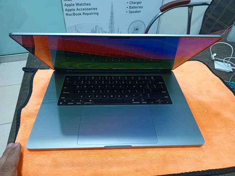 MacBook Pro 2023 M2 / M1 Pro 2021 XDR Retina Display 16-inch 16GB 1TB 5