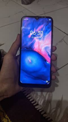 I'm selling my Infinix smart 5 with box 3/64 pta approved