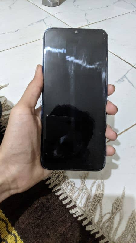 I'm selling my Infinix smart 6 with box 3/64 pta approved 2