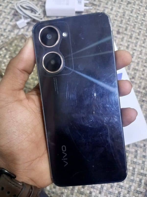 Vivo Y03t 1