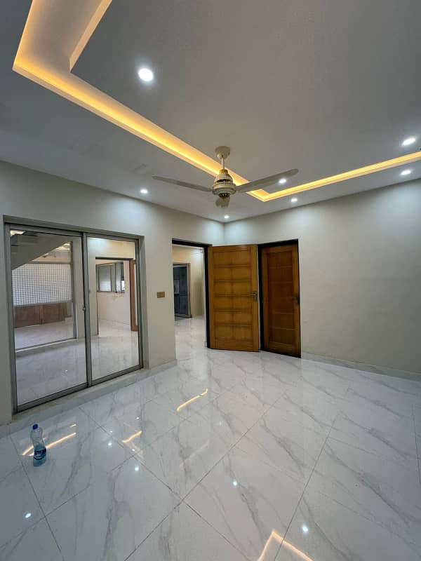 5 MARLA EXCELLENT CONDITION GOOD FULL HOUSE IDEAL LOCATION HOUSE FOR RENT IN SAFARI VILLAS BAHRIA TOWN LAHORE 7