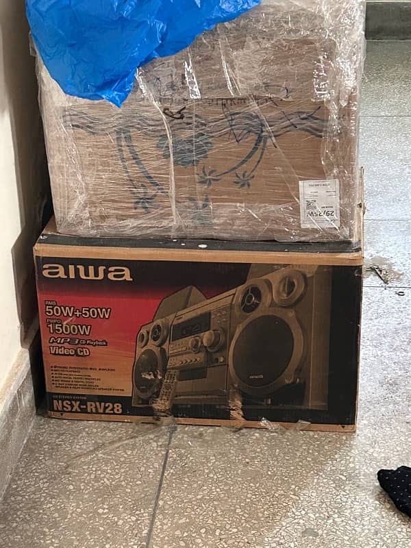 Aiwa Cd stereo system 2