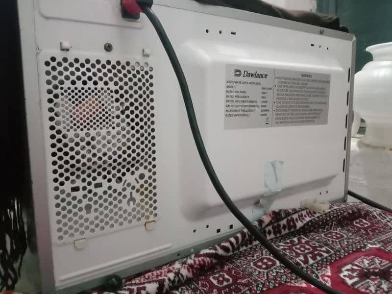 Microwave oven Dawlance DW 131HP Perfect Condition 10