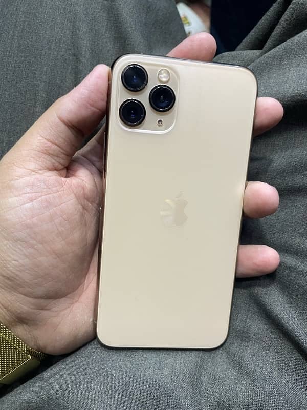 iPhone 11 Pro 1