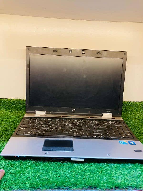 hp laptop elitebook 10/9 condition 0