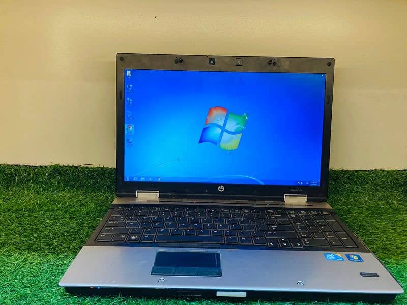 hp laptop elitebook 10/9 condition 2