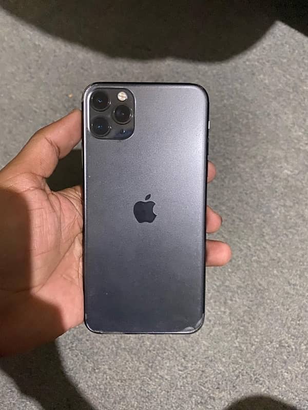 iPhone 11 pro max 2