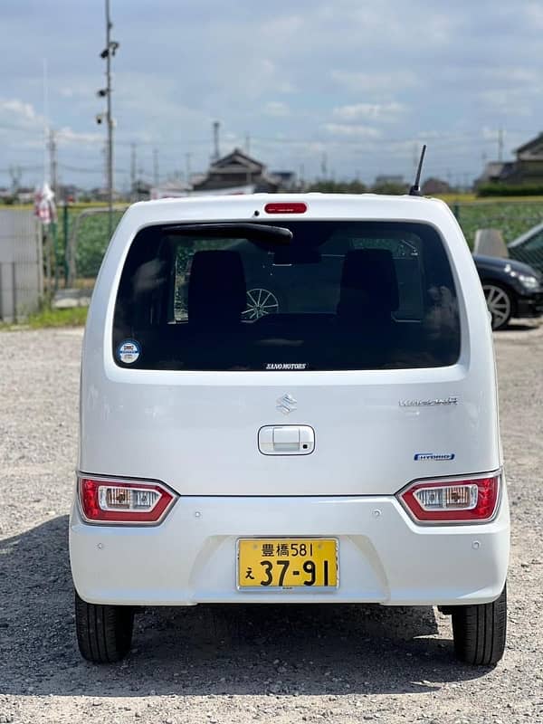 Suzuki Wagon R 2022 3