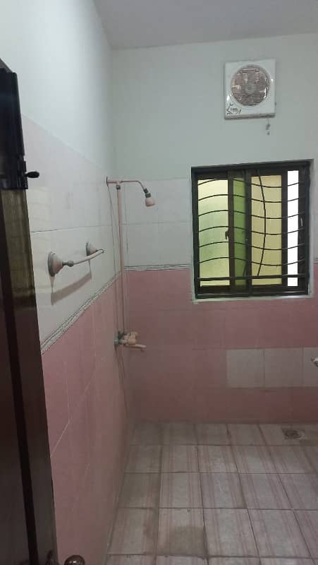 UPPER PORTION OF 8 MARLA EXCELLENT GOOD CONDITION HOUSE FOR RENT IN UMAR BLOCK BAHRIA TOWN LAHORE 16