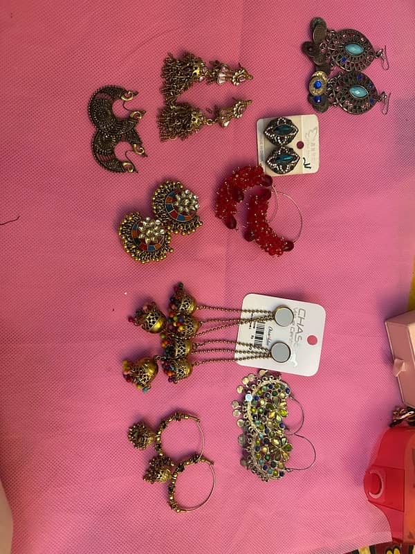 (SALE ) Trendy earrings 2