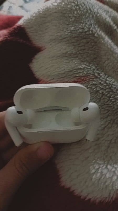 Made in U. S. A Air pods pro2 2