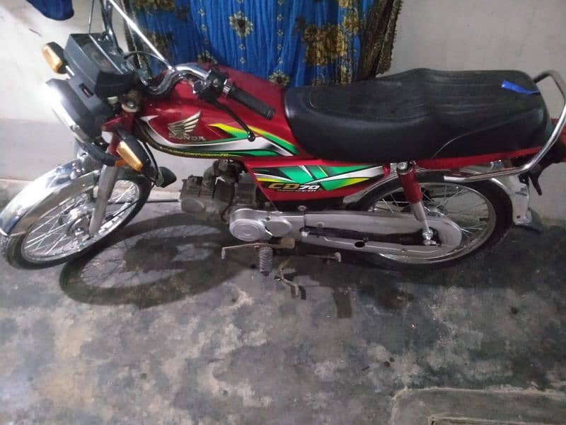 Honda CD 2022 10