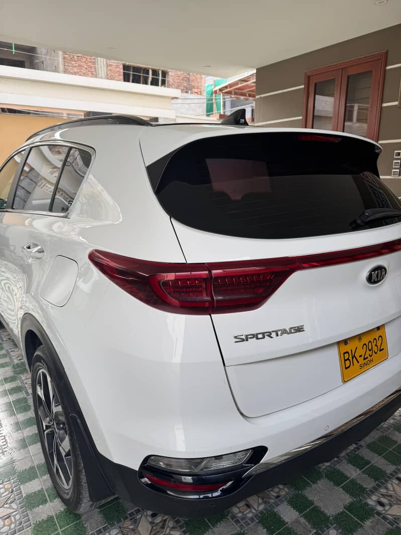 KIA Sportage 2022 FWD 5