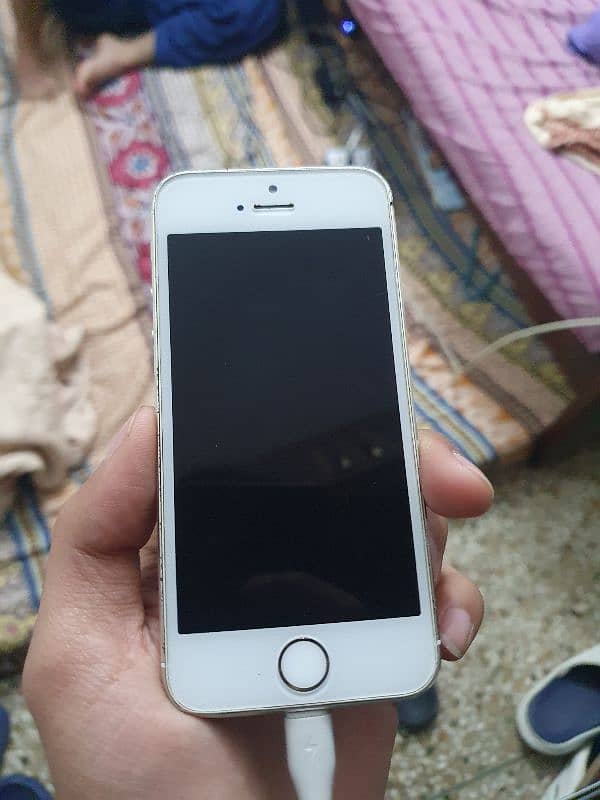 iPhone 5s Pta Approved Urgent Sale 4