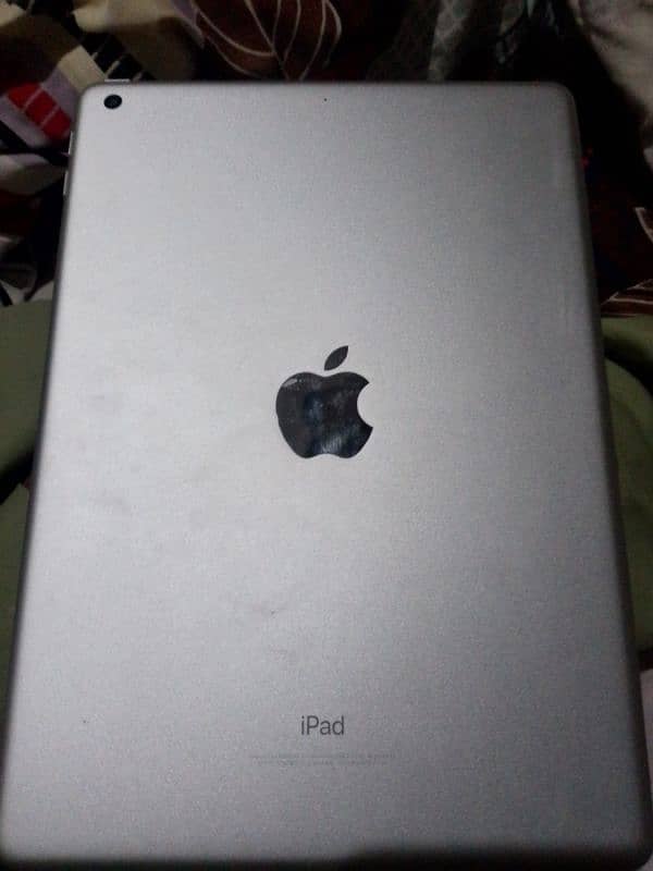 i pad 6 generation 128 GB 6