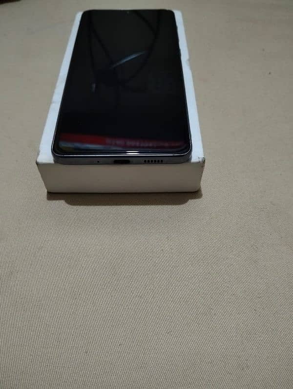 Samsung a73 with box cabal  8/256  10/10 2