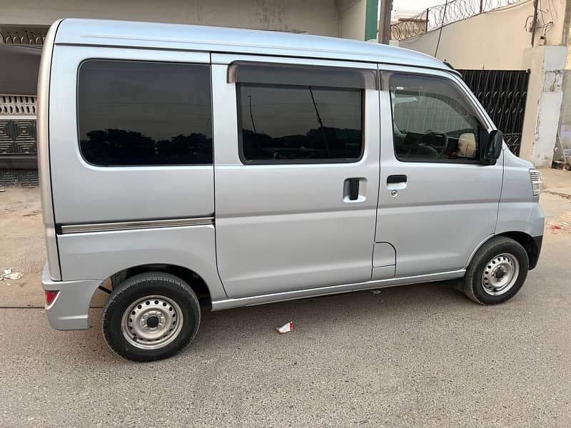 Daihatsu Hijet 2019 1