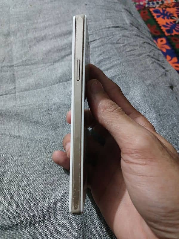 Oppo A31 4