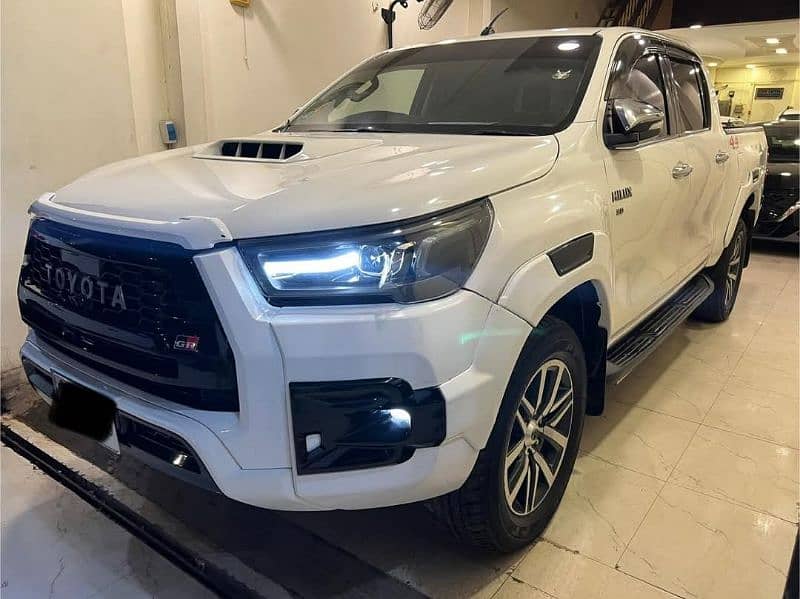 Toyota Hilux Revo G 3.0 1